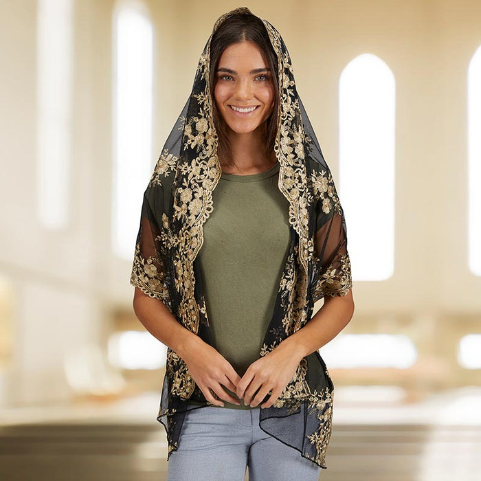 Two-Tone Long Embroidered Chapel Veil