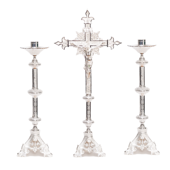 Juego de altar de crucifijo de 27" de estilo barroco tradicional y candelabros de 20"