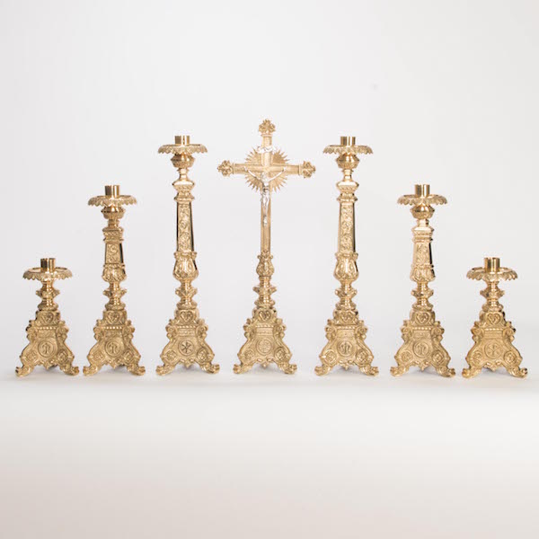 26" Classic Altar Crucifix