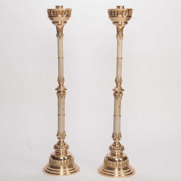 Candelabro de altar tradicional de 45"