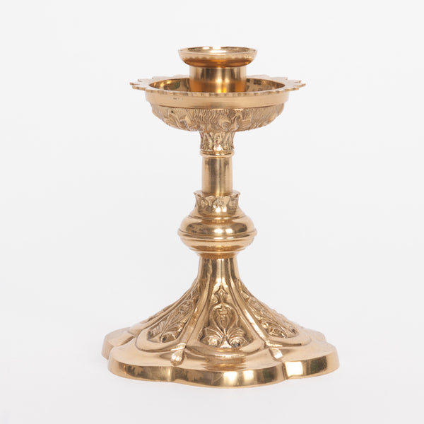 Candelabro de altar de estilo francés tradicional de 5.75"