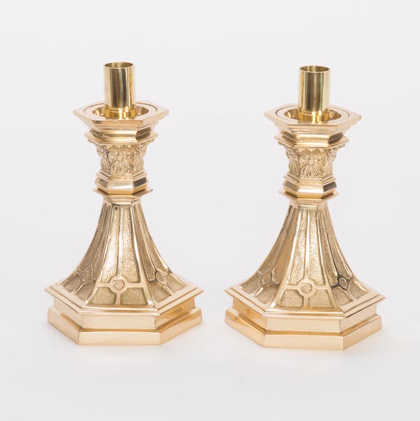 Classic Short Altar Solid Brass Candlestick Classic Short Altar Candlestick in solid brass.