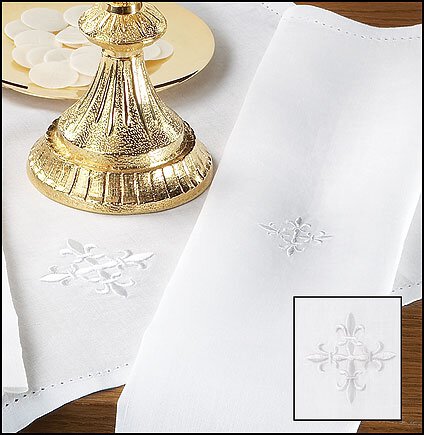 White Fleur-de-Lis Cross Linen Purificator